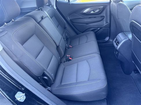 Used 2024 GMC Terrain SLE image 34