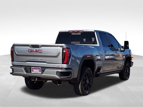 Used 2024 GMC Sierra 2500 AT4 w/ AT4 Premium Plus Package image 5