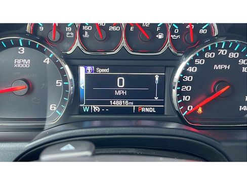 Used 2017 GMC Sierra 1500 SLE w/ SLE Value Package AWD/4WD image 16