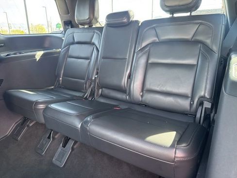 Used 2025 Lincoln Navigator Reserve w/ Jet Appearance Package AWD/4WD image 18