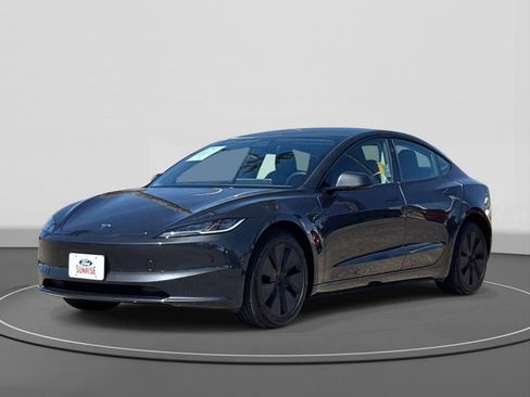 Used 2025 Tesla Model 3 Long Range image 1