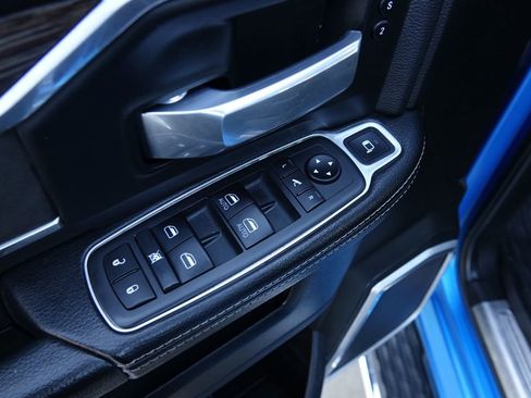 Used 2020 RAM 2500 Laramie image 45