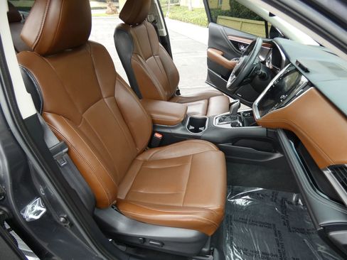 Used 2021 Subaru Outback Touring XT image 30