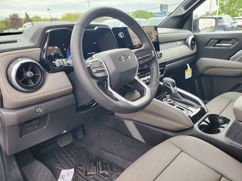 New 2026 Chevrolet Colorado ZR2 w/ Technology Package AWD/4WD image 11