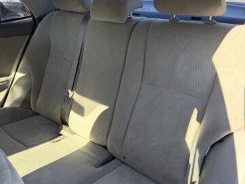 Used 2010 Toyota Corolla image 21