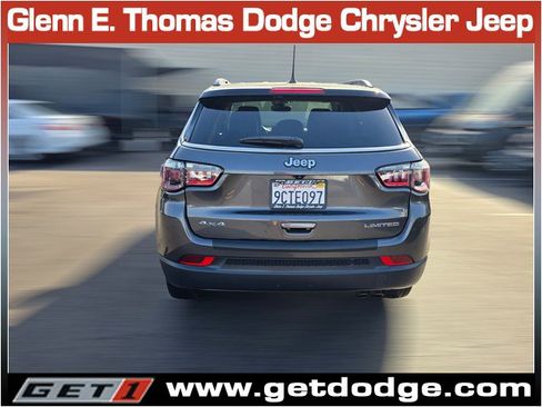 Certified 2022 Jeep Compass Limited w/ Mopar Graphics Package image 8