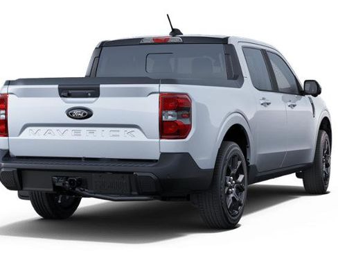 New 2025 Ford Maverick Lariat w/ Black Appearance Package image 3
