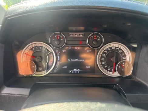Used 2014 RAM 2500 Laramie w/ Convenience Group AWD/4WD image 27