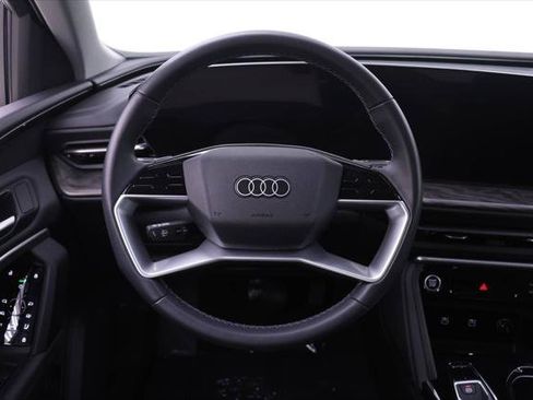 Certified 2025 Audi Q5 Premium w/ Convenience Package AWD/4WD image 17
