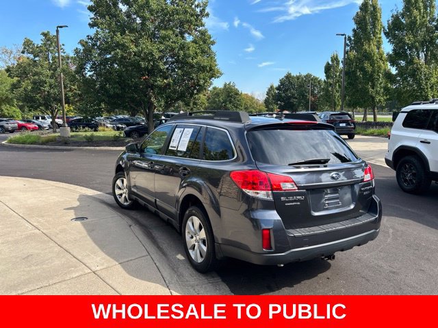 Used 2011 Subaru Outback 3.6R Limited w/ PWR Moonroof Pkg AWD/4WD image 6