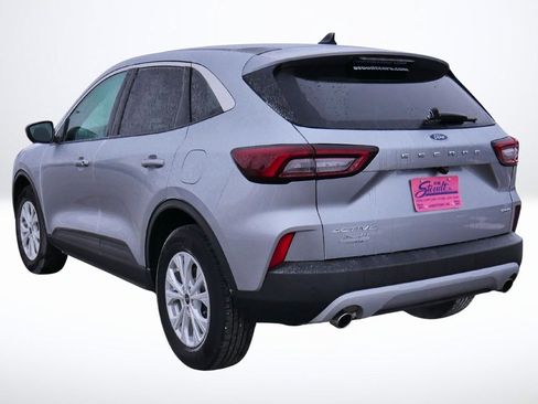 Used 2023 Ford Escape Active w/ Tech Pack #2 image 2