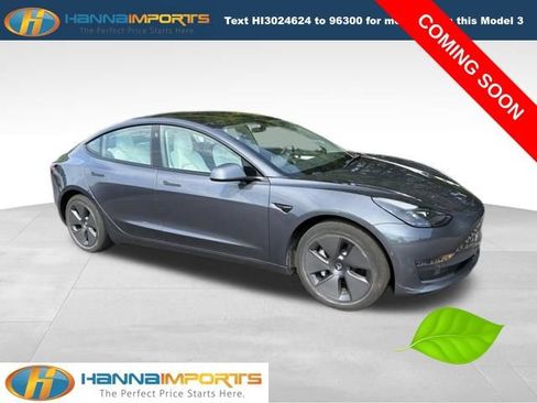 Used 2022 Tesla Model 3 RWD image 1