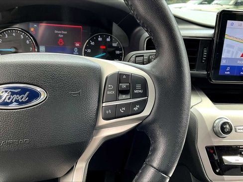 Used 2023 Ford Explorer XLT w/ Equipment Group 202A image 22