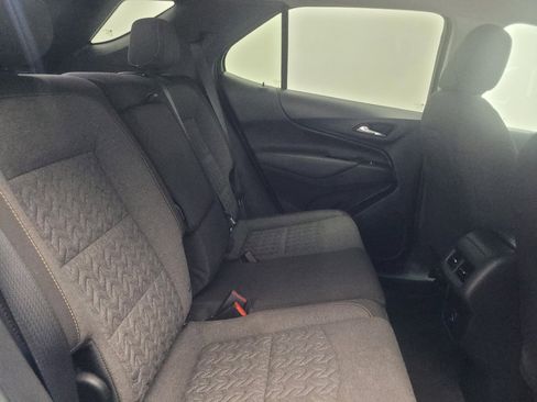 Used 2024 Chevrolet Equinox LT AWD/4WD image 19