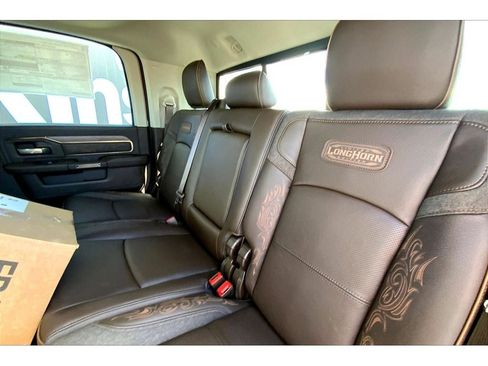 New 2026 RAM 2500 Limited AWD/4WD image 11