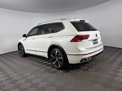 Used 2023 Volkswagen Tiguan SEL R-Line AWD/4WD image 9