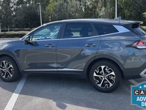 Used 2023 Kia Sportage EX image 7