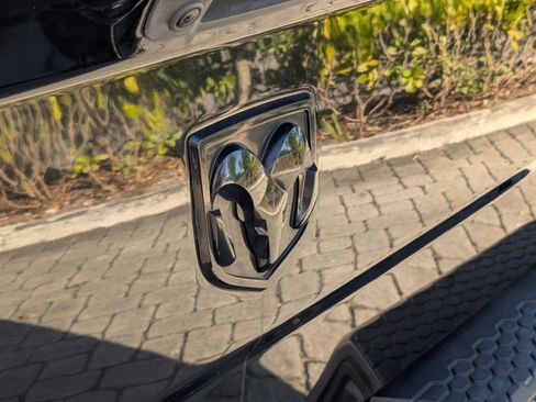 Used 2018 RAM 1500 Express w/ Express Value Package image 29