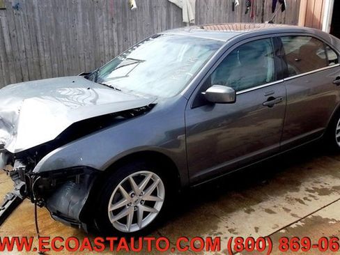 Used 2010 Ford Fusion SEL image 2