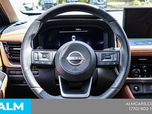 Used 2024 Nissan Rogue Platinum w/ Platinum Premium Package AWD/4WD image 24