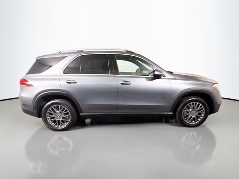 Used 2023 Mercedes-Benz GLE 350 4MATIC w/ Premium Package image 11