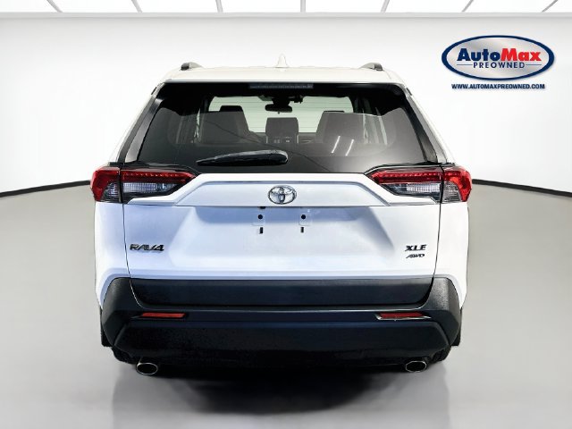 Used 2019 Toyota RAV4 XLE w/ Convenience Package AWD/4WD image 8