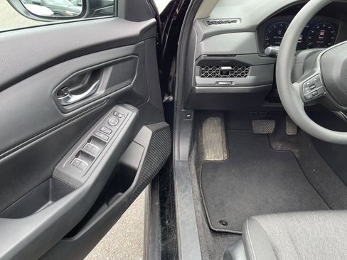 Used 2023 Honda Accord EX image 2