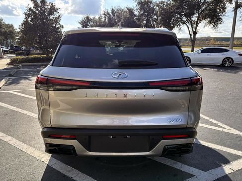 Certified 2024 INFINITI QX60 Luxe image 3
