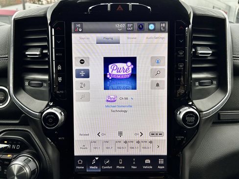 Certified 2023 RAM 1500 Laramie image 31