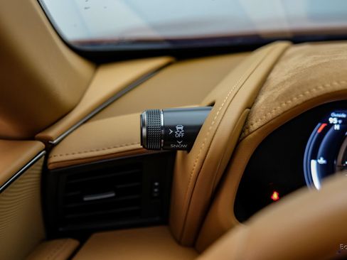 Used 2021 Lexus LC 500 Convertible w/ Touring Package RWD image 71