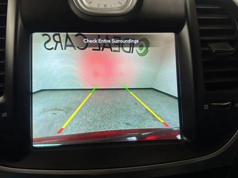 Used 2021 Chrysler 300 Touring w/ Sport Appearance Package RWD image 14