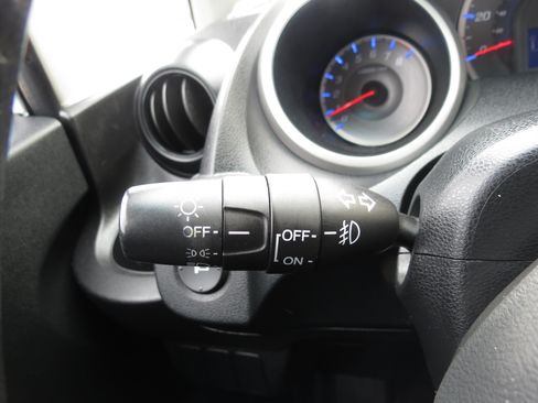 Used 2010 Honda Fit Sport image 17