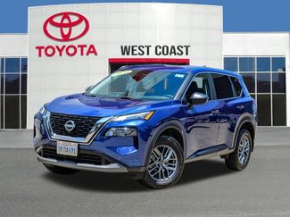 Used 2023 Nissan Rogue S FWD video 1