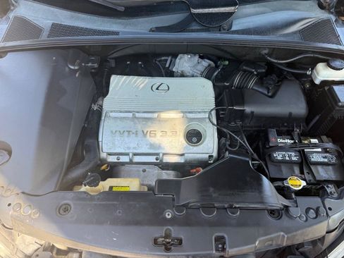 Used 2005 Lexus RX 330 FWD image 32