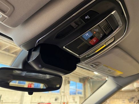 Used 2023 Jeep Grand Cherokee L Laredo image 30