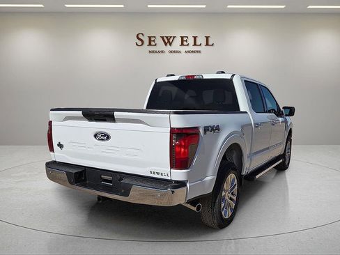 New 2026 Ford F150 XLT w/ XLT Chrome Appearance Package AWD/4WD image 4