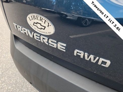 Used 2023 Chevrolet Traverse LT image 14