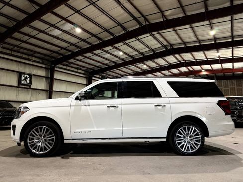 Used 2022 Ford Expedition Max Platinum AWD/4WD image 8