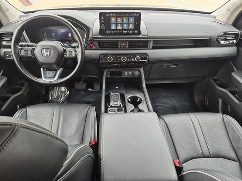 Used 2024 Honda Pilot Elite image 26