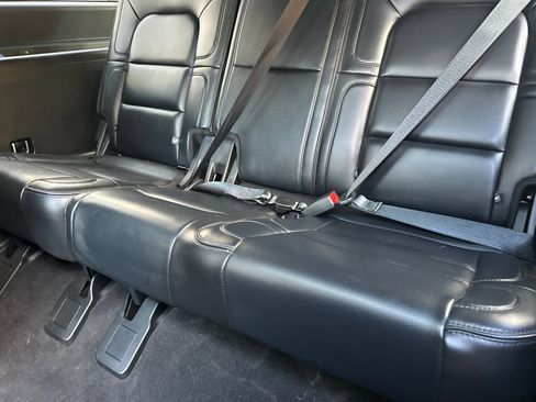 Used 2019 Lincoln Navigator L Reserve w/ Cargo Package image 33