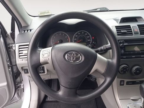 Used 2012 Toyota Corolla LE FWD image 12