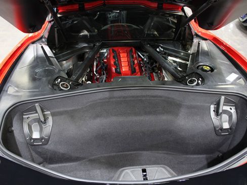 Used 2021 Chevrolet Corvette Stingray Coupe w/ 1LT RWD image 21
