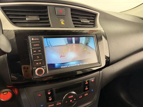Used 2019 Nissan Sentra SV FWD image 18
