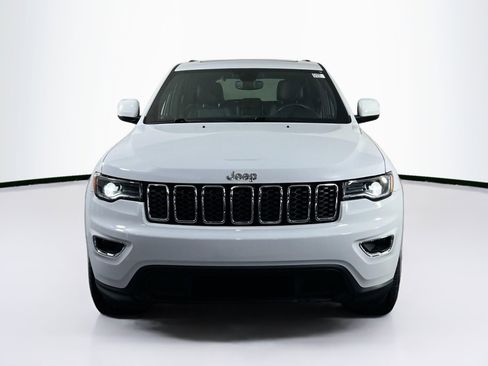 Used 2022 Jeep Grand Cherokee Laredo X AWD/4WD image 2