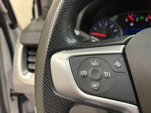 Used 2024 GMC Terrain SLE image 21