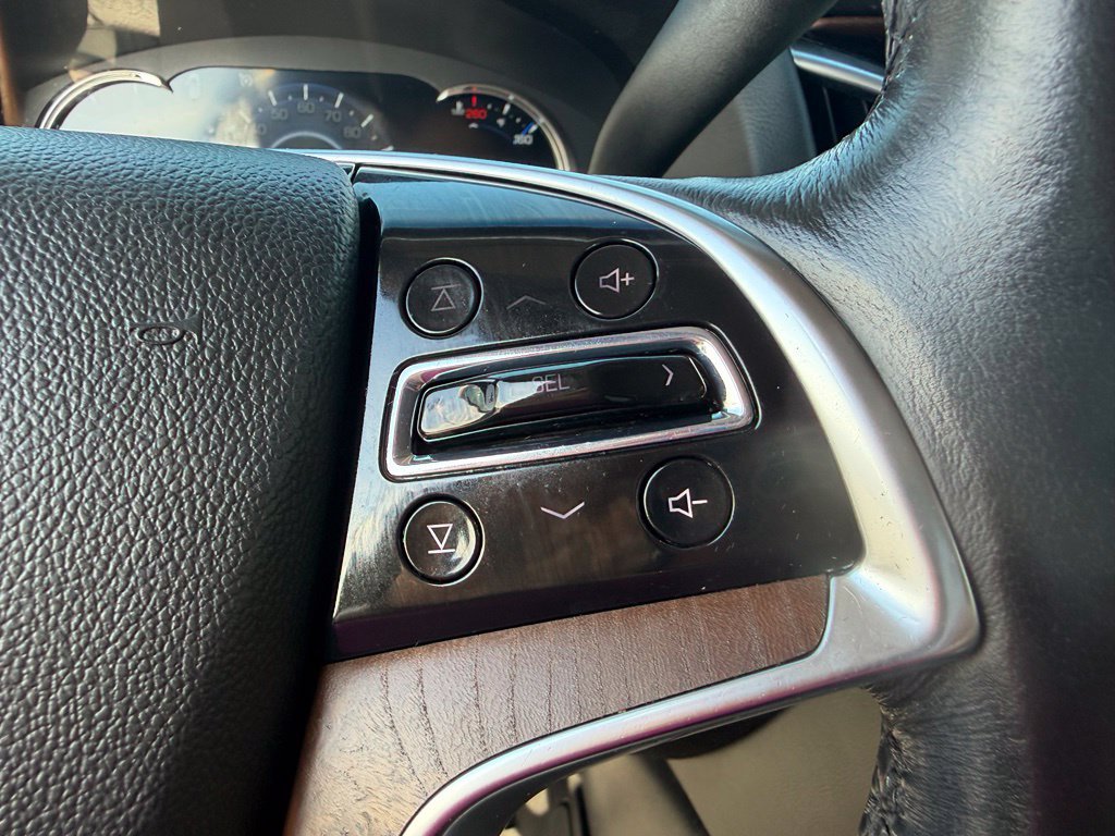 Used 2016 Cadillac Escalade Luxury RWD image 35