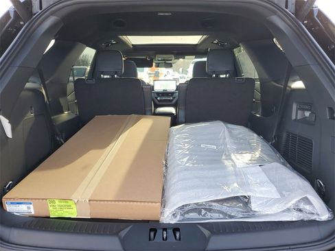 New 2026 Ford Explorer ST w/ Sun And Sound Package image 29