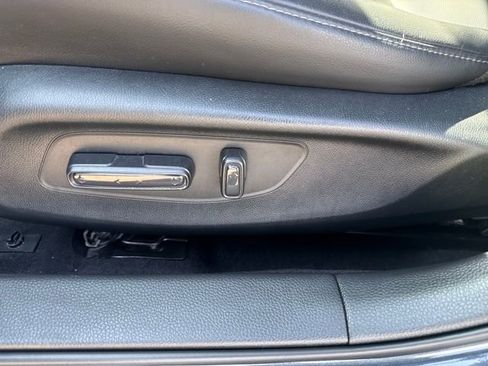 Certified 2023 Honda Civic EX-L image 4