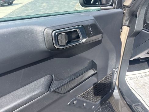 Used 2025 Ford Bronco Big Bend image 28