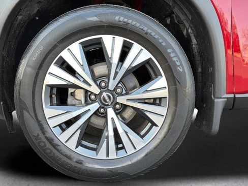 Certified 2023 Nissan Rogue SV w/ SV Premium B Package AWD/4WD image 14